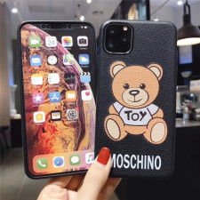 Moschino Toy Teddy Bear iPhone 12 / 12 Pro Cover